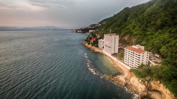 costa sur all inclusive resort
