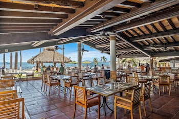 costa sur all inclusive resort