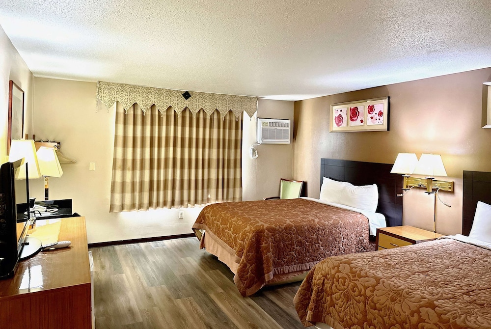 days inn by wyndham denison ia