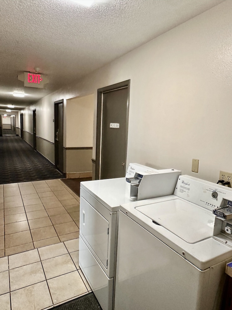 days inn by wyndham denison ia