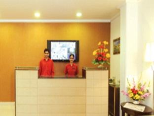 clarks inn kailash colony