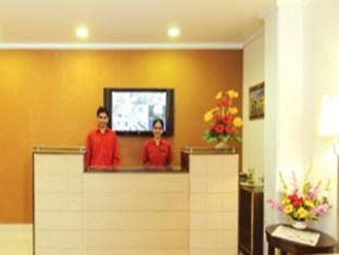 clarks inn kailash colony