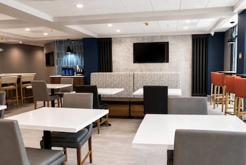 la quinta inn and suites by wyndham duluth atlanta