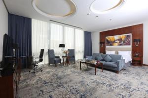 qaser alhamra hotel riyadh