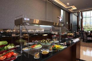 qaser alhamra hotel riyadh