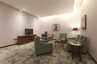 qaser alhamra hotel riyadh