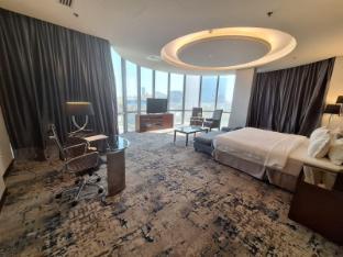 qaser alhamra hotel riyadh