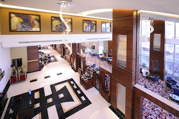 qaser alhamra hotel riyadh