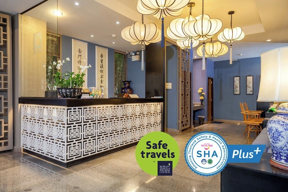 icheck inn phuket town