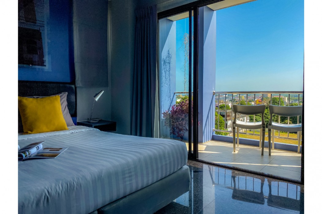 icheck inn phuket town