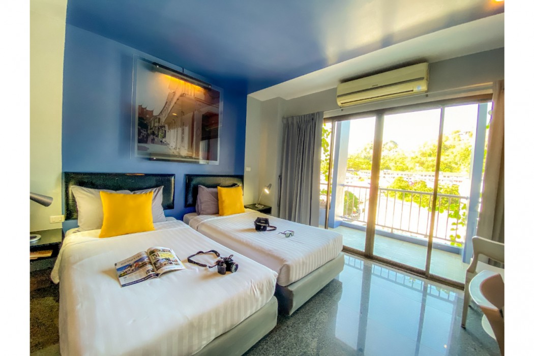 icheck inn phuket town