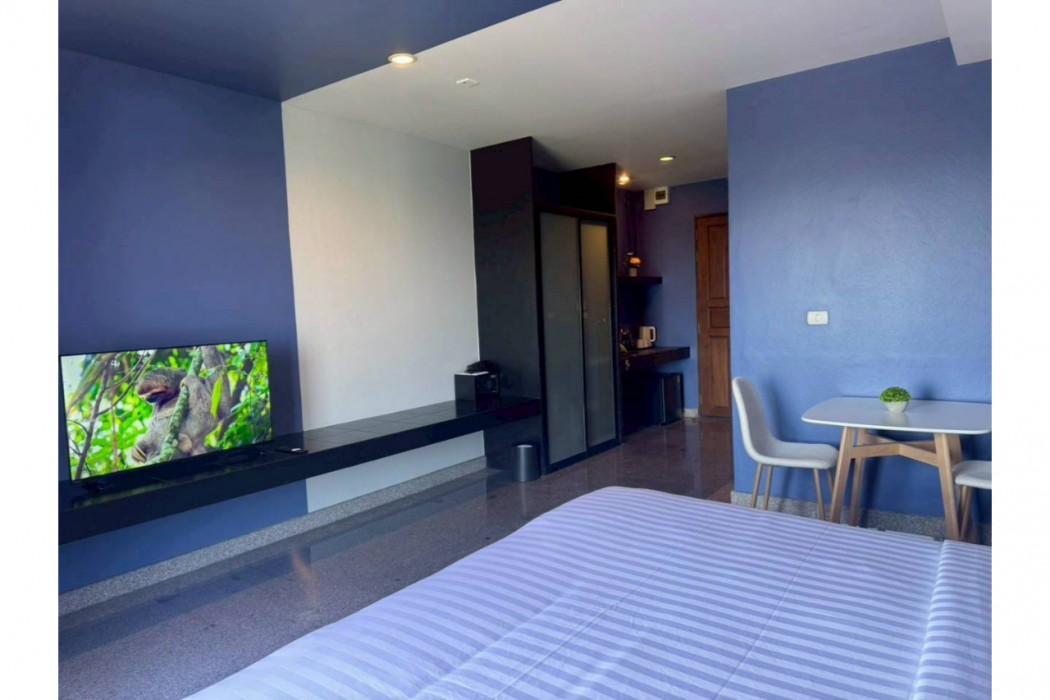 icheck inn phuket town