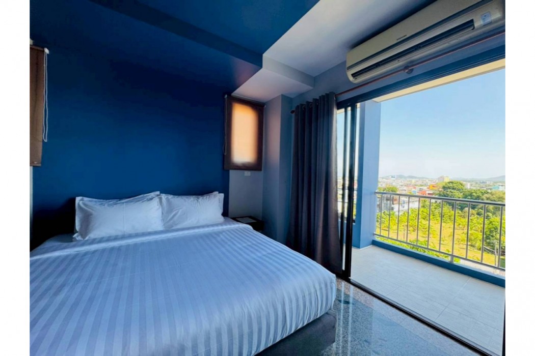 icheck inn phuket town