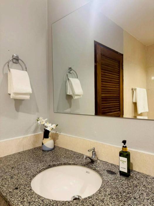 icheck inn phuket town