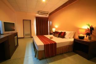 dee ma hotel