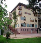 Sant Quirze De Besora,Ripoll>>Barcelona,3 star