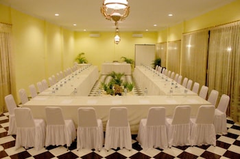 tasneem boutique convention hotel