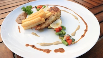 tasneem boutique convention hotel