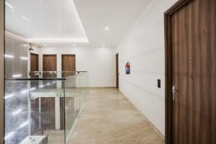 townhouse the amv hotel