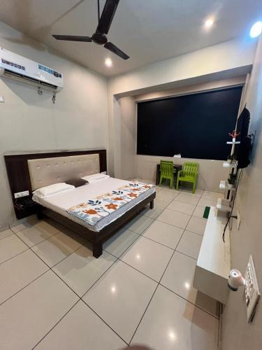 Hotel Uv,,3 star