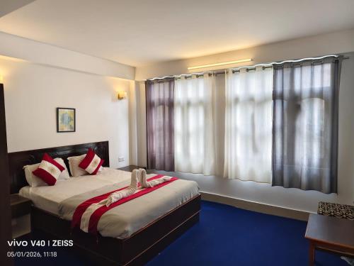 hotel krishna heritage