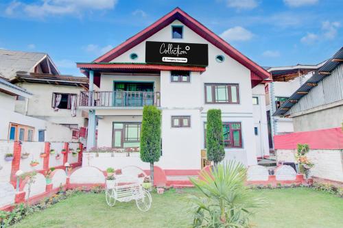 Collection O Foreshore Road Srinagar,,3 star