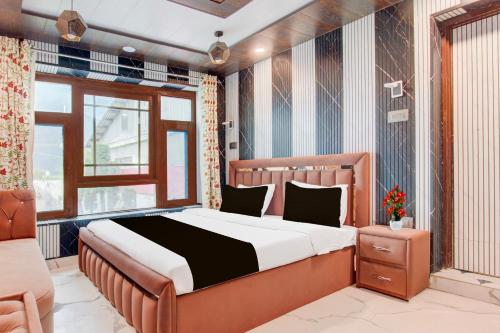 Collection O Foreshore Road Srinagar,,3 star