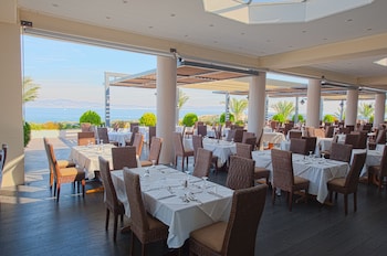 kipriotis panorama hotel and suites by anayia all inclusive resorts