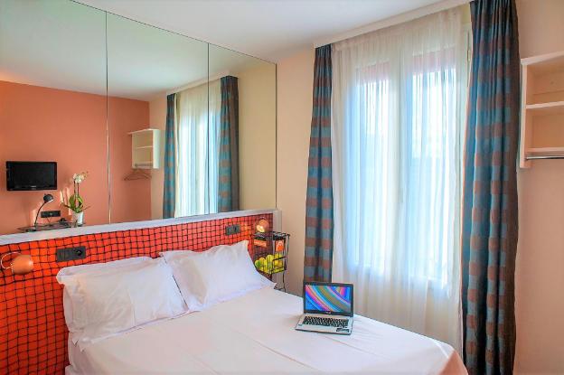 hotel olympic paris boulogne by patrick hayat
