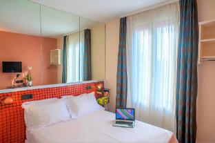 Hotel Olympic Paris Boulogne By Patrick Hayat,Hauts-De-Seine>>Boulogne-Billancourt,3 star