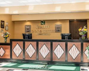 quality inn and suites mattoon south