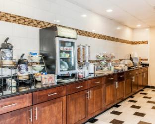 quality inn and suites mattoon south