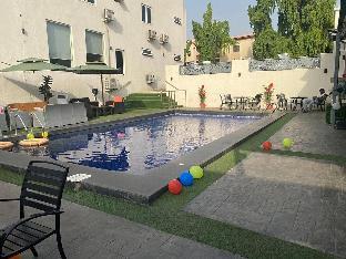 lit suites