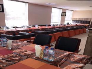 lit suites