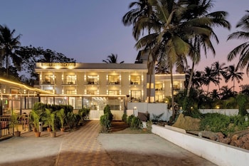 asar upper house morjim beach by orion hotels