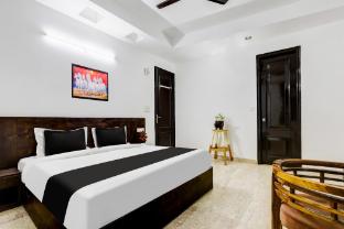 Townhouse Mayfield Garden Nearby Golf Course Road,,4 star