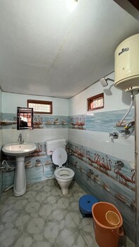 Himalayan Hills Homestay Chopta,,2 star