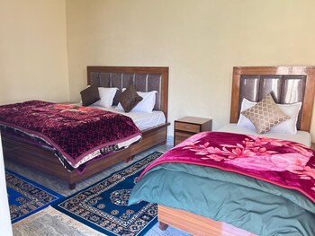 Himalayan Hills Homestay Chopta,,2 star