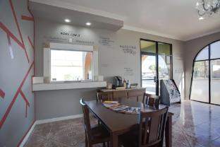big a motel and suites near disneyland orange county