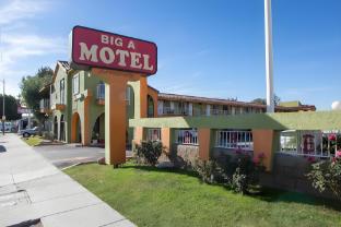 big a motel and suites near disneyland orange county