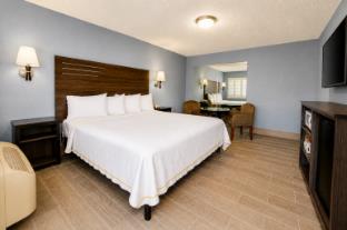big a motel and suites near disneyland orange county