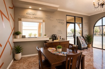Big A Motel & Suites Near Disneyland Orange County,,3 star