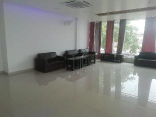 Shiv Ganga Guest House,,2 star