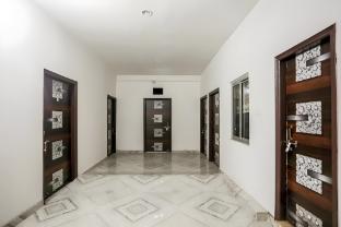 Shiv Ganga Guest House,,2 star