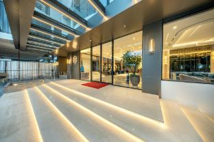 the legacy convention hotel