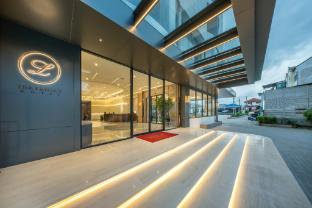 the legacy convention hotel
