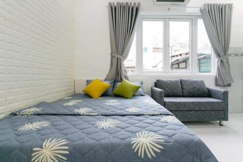 happy apartment