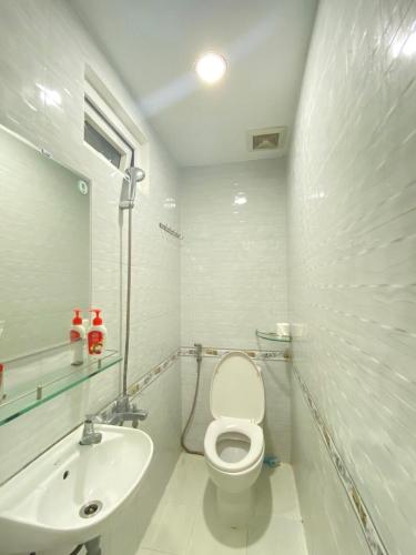 happy apartment