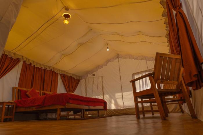 camp kelang mountain view camping bonfire stay near paragliding landing site