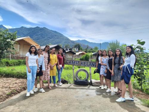 camp kelang mountain view camping bonfire stay near paragliding landing site